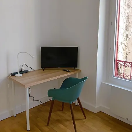 101 - Renove Avec 1 Spacieuse - Tram Et Clinique Mutualiste A 1 Min Daire Grenoble